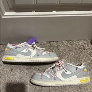 Nike dunk low off-white lot 24